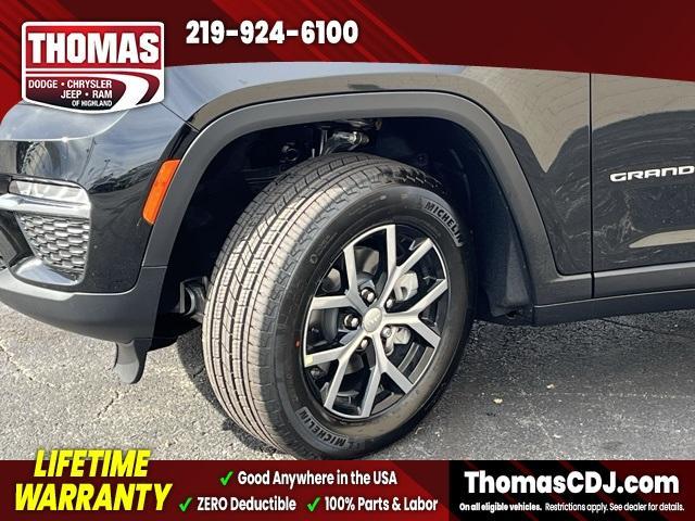 new 2025 Jeep Grand Cherokee car, priced at $43,759