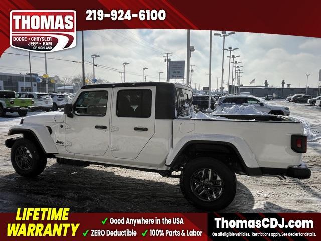 new 2026 Jeep Gladiator car, priced at $45,975