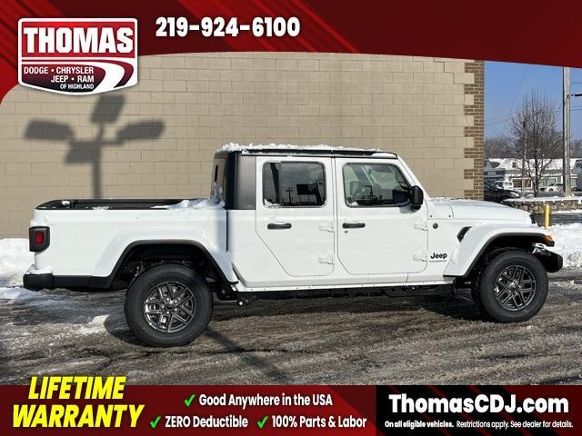 new 2026 Jeep Gladiator car, priced at $45,975