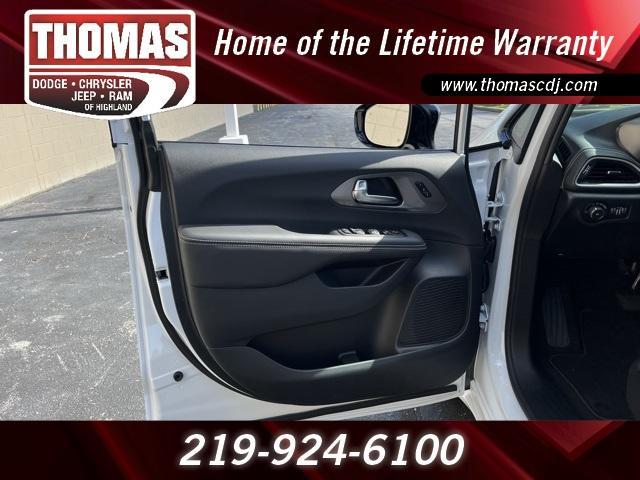 new 2026 Chrysler Pacifica car, priced at $42,679