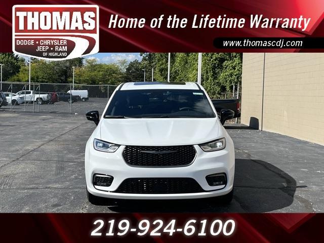 new 2026 Chrysler Pacifica car, priced at $42,679