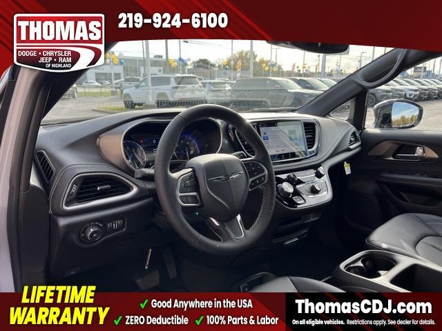 new 2026 Chrysler Pacifica car, priced at $38,662