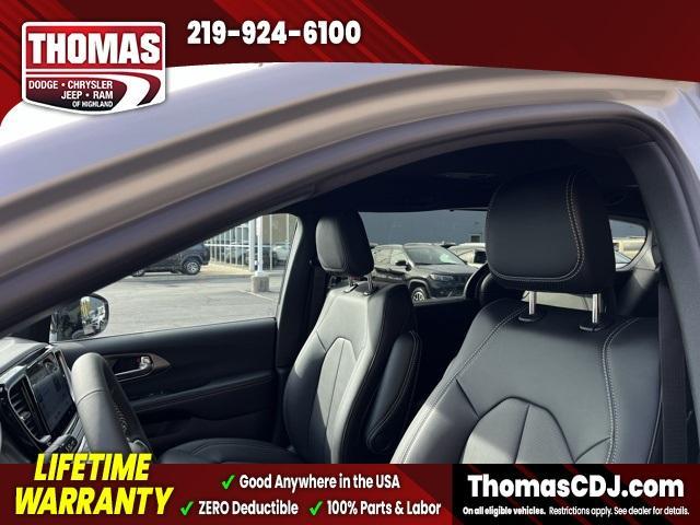 new 2026 Chrysler Pacifica car, priced at $38,662