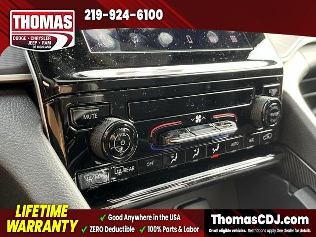 new 2025 Jeep Grand Cherokee car, priced at $37,584