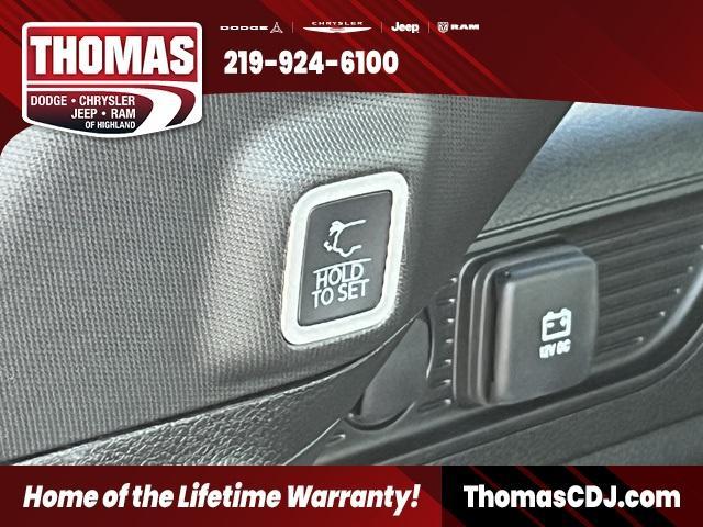 new 2025 Jeep Grand Cherokee car, priced at $41,420