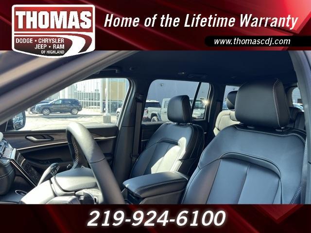 new 2025 Jeep Grand Cherokee car, priced at $42,578