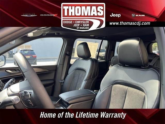 new 2025 Jeep Grand Cherokee car, priced at $44,505