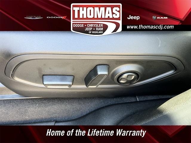 new 2025 Jeep Grand Cherokee car, priced at $44,505