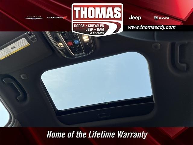 new 2025 Jeep Grand Cherokee car, priced at $44,505