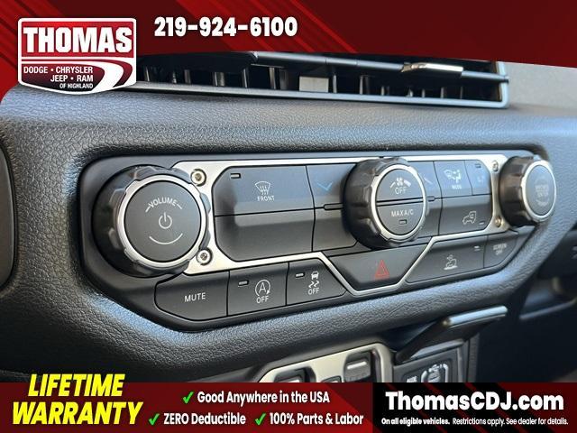 new 2026 Jeep Wrangler car, priced at $41,331