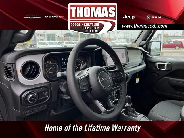 new 2025 Jeep Wrangler car, priced at $45,422