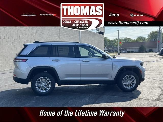 new 2025 Jeep Grand Cherokee car, priced at $38,328