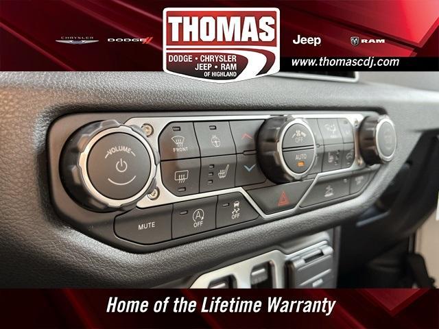 new 2025 Jeep Wrangler car, priced at $40,038
