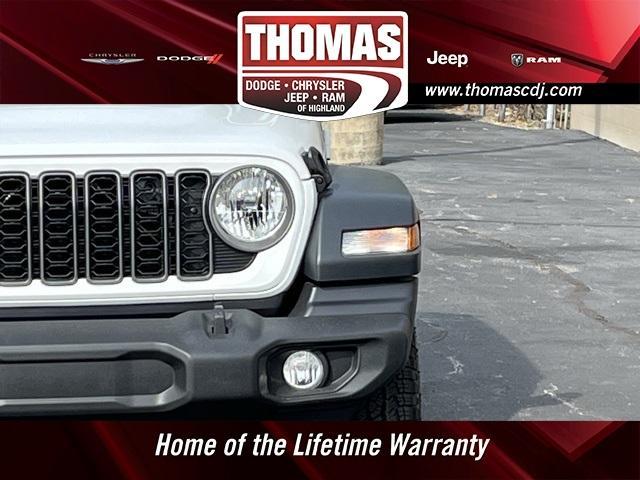 new 2025 Jeep Wrangler car, priced at $40,038