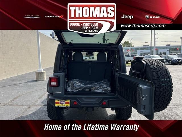 new 2025 Jeep Wrangler car, priced at $47,966