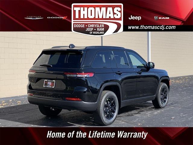 new 2024 Jeep Grand Cherokee car, priced at $39,698