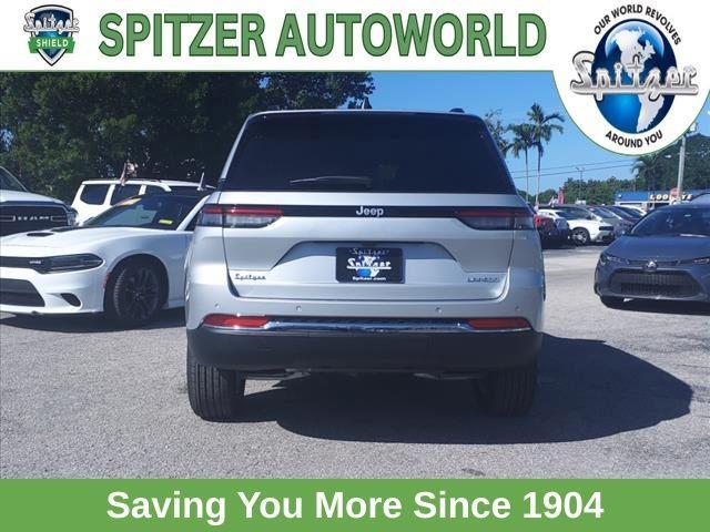 new 2025 Jeep Grand Cherokee car, priced at $40,117