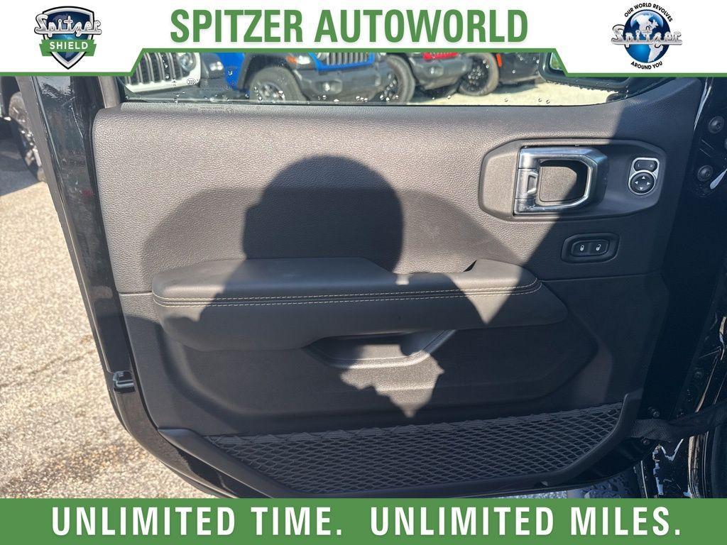 new 2025 Jeep Wrangler car, priced at $56,875