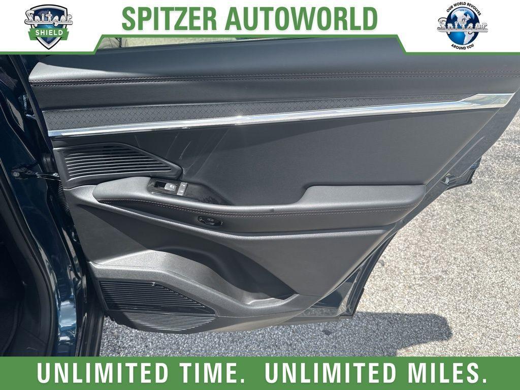 new 2025 Jeep Wagoneer S car, priced at $60,145