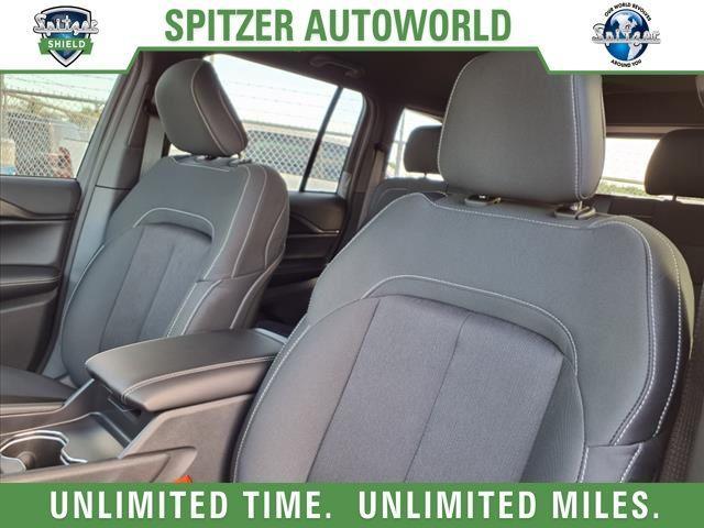 new 2025 Jeep Grand Cherokee car, priced at $32,825