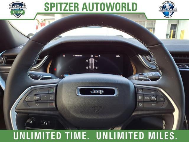 new 2025 Jeep Grand Cherokee car, priced at $32,825