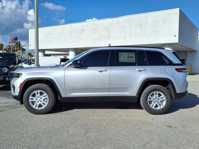 new 2025 Jeep Grand Cherokee car, priced at $44,215