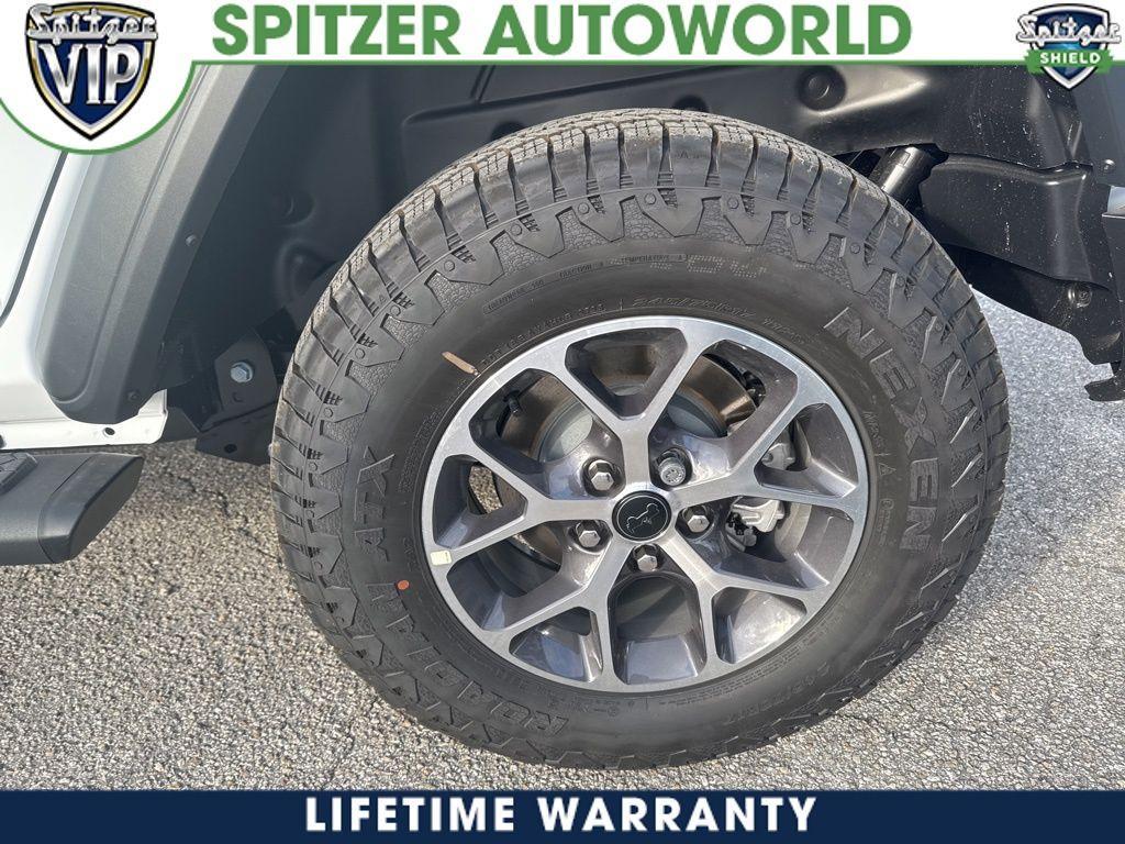 new 2026 Jeep Wrangler car, priced at $52,275