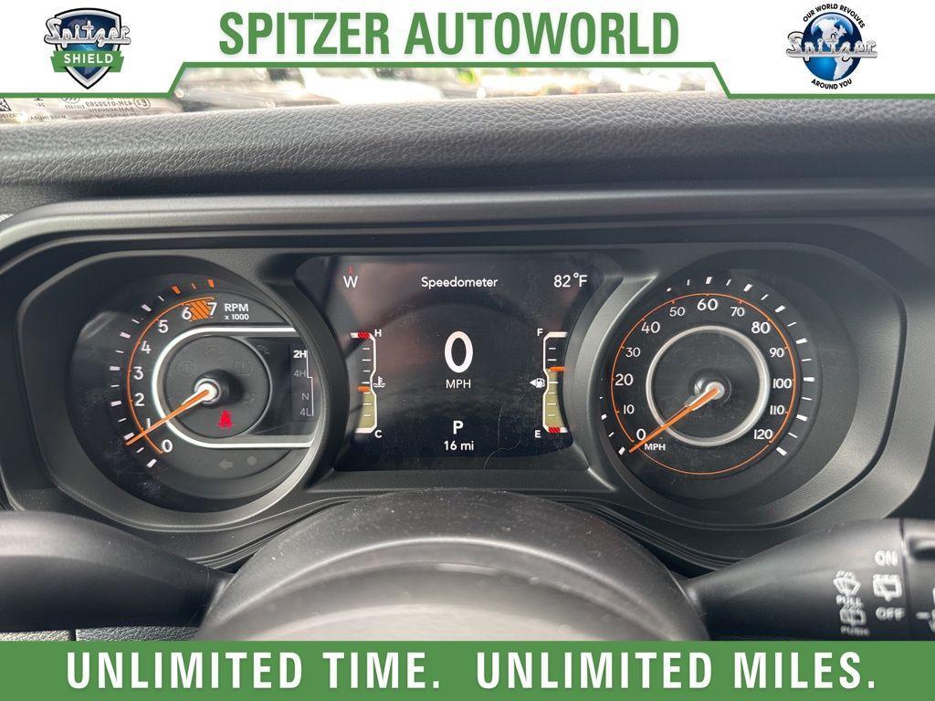 new 2025 Jeep Wrangler car, priced at $47,375