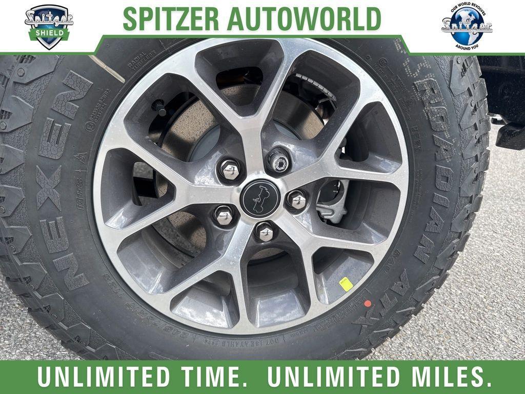 new 2025 Jeep Wrangler car, priced at $47,375
