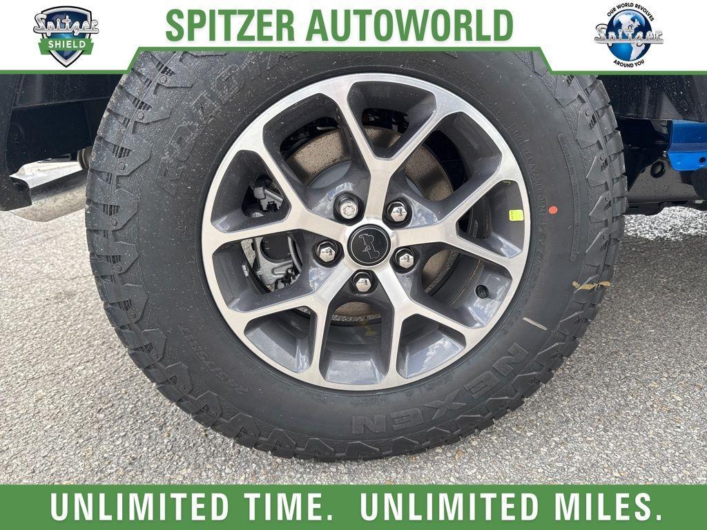 new 2025 Jeep Wrangler car, priced at $47,375