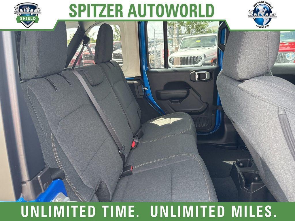 new 2025 Jeep Wrangler car, priced at $47,375