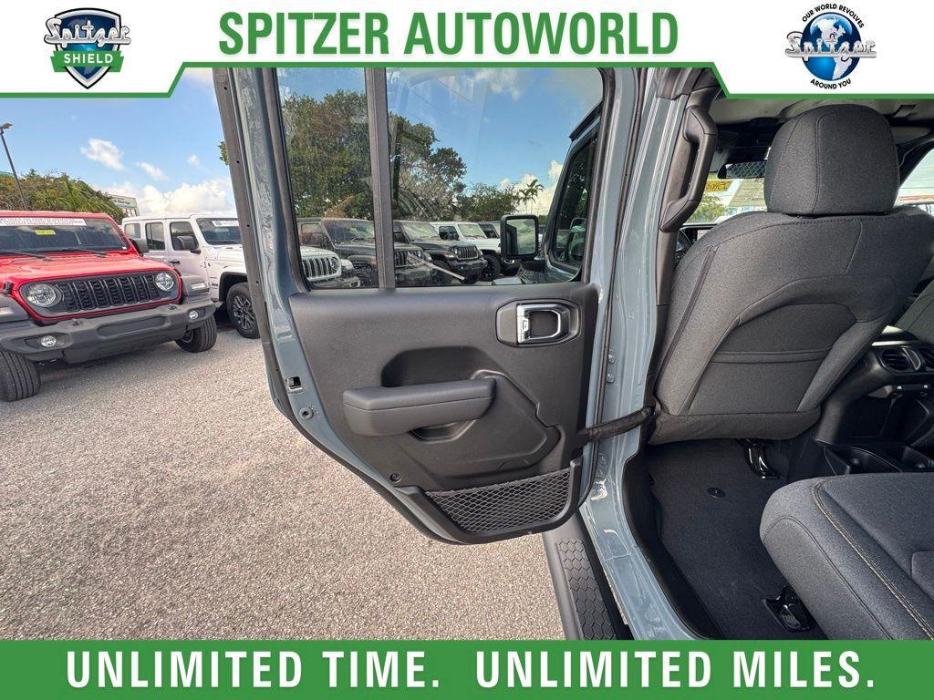 new 2025 Jeep Wrangler car, priced at $47,795