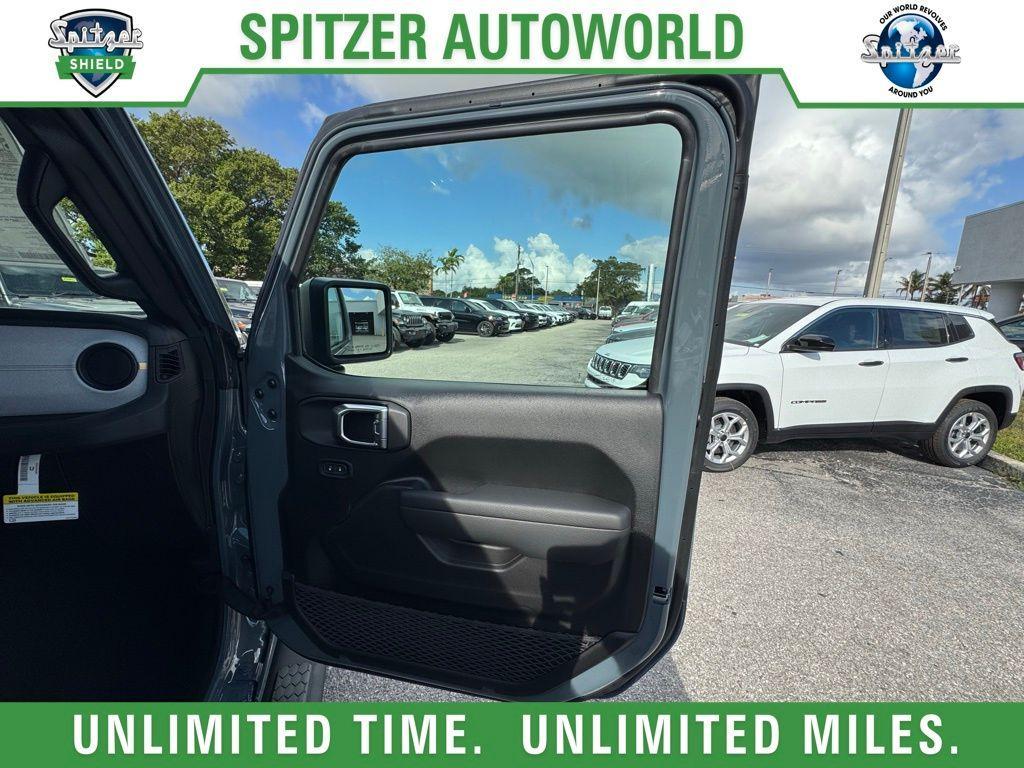 new 2025 Jeep Wrangler car, priced at $47,795