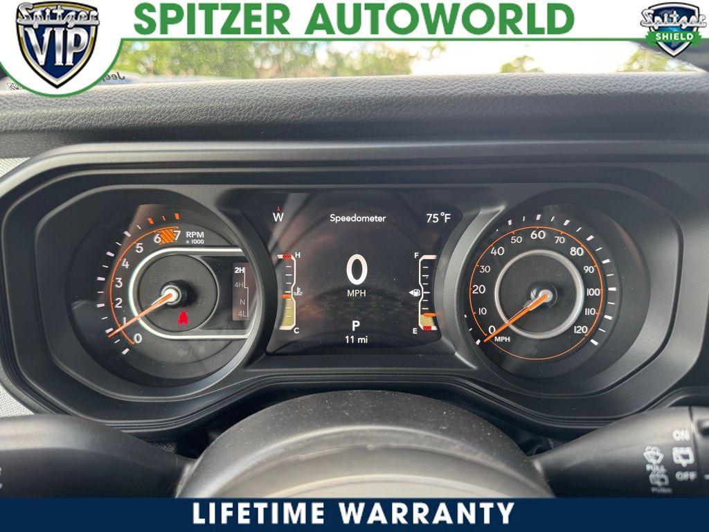 new 2025 Jeep Wrangler car, priced at $43,579