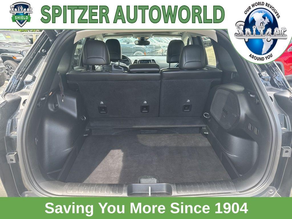 used 2021 Jeep Cherokee car, priced at $19,991