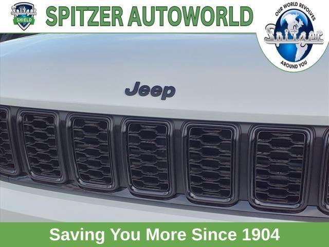 new 2024 Jeep Grand Cherokee L car, priced at $46,875