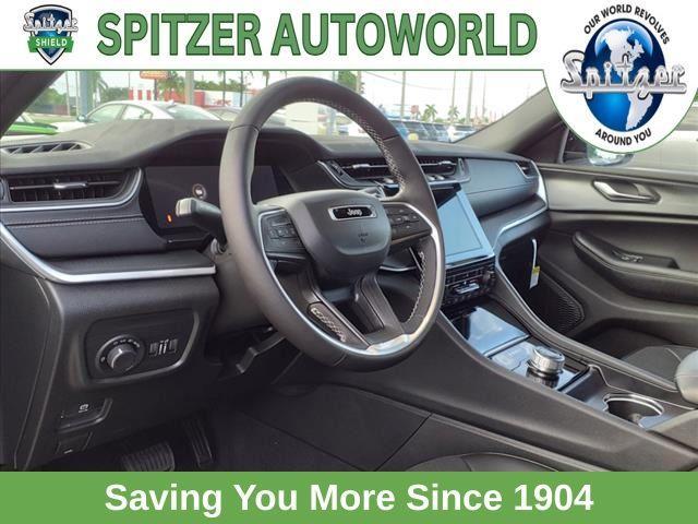 new 2024 Jeep Grand Cherokee L car, priced at $46,875