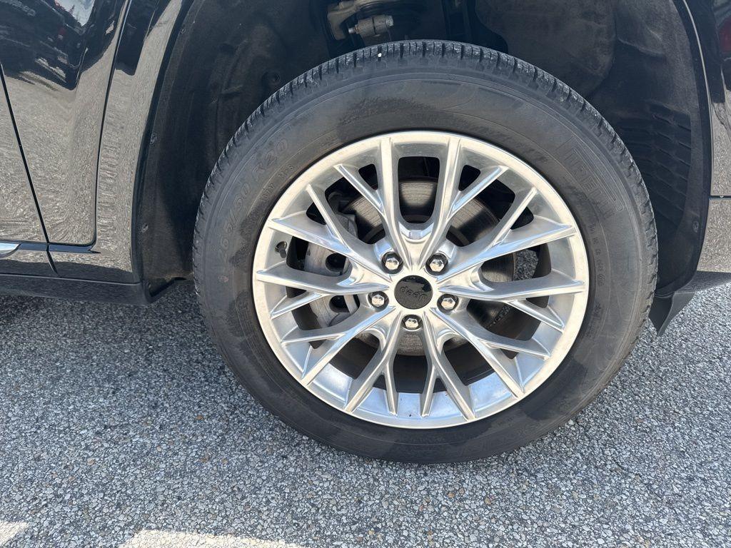 used 2021 Jeep Grand Cherokee L car, priced at $32,896