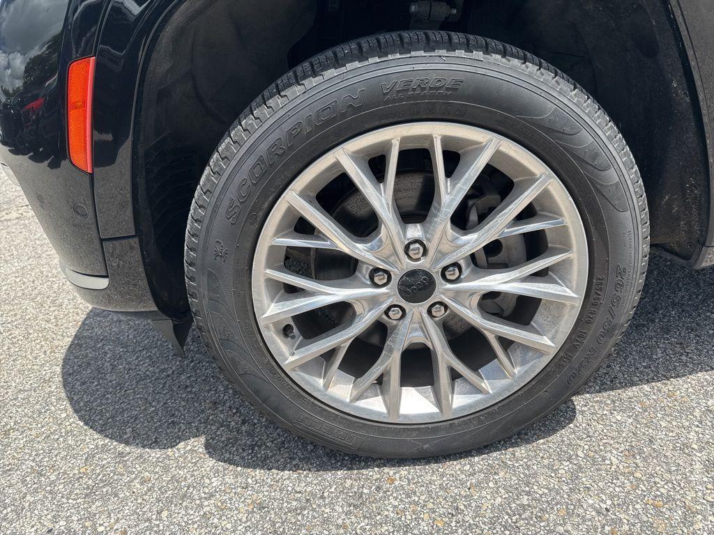 used 2021 Jeep Grand Cherokee L car, priced at $32,896