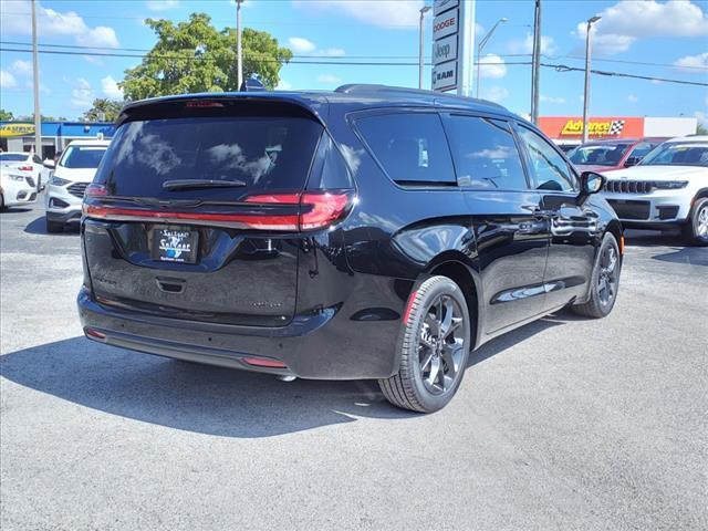 new 2024 Chrysler Pacifica car, priced at $45,500