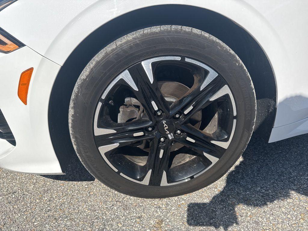 used 2022 Kia K5 car, priced at $24,296