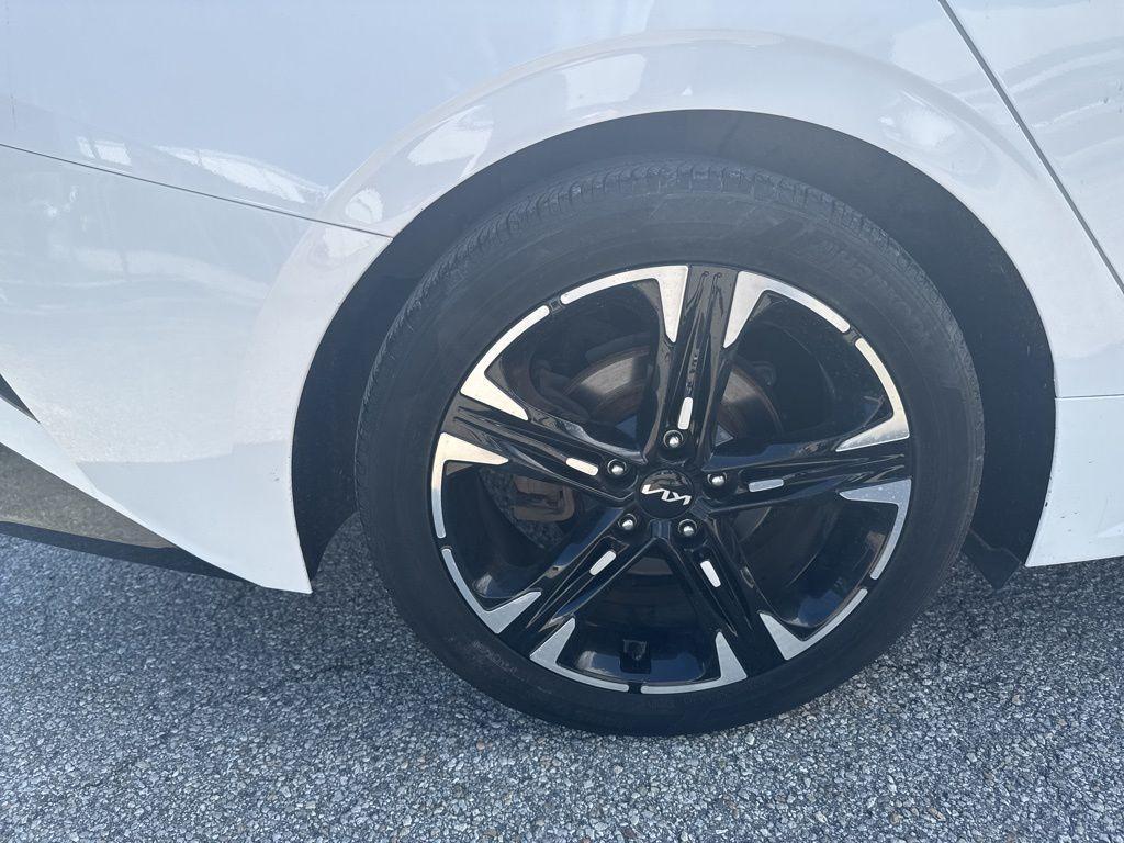 used 2022 Kia K5 car, priced at $24,296