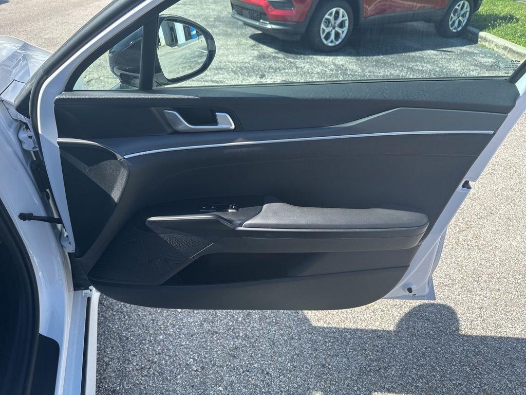 used 2022 Kia K5 car, priced at $24,296