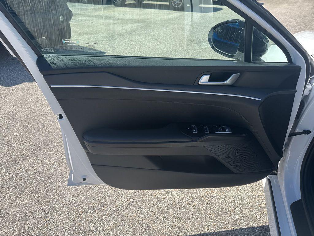 used 2022 Kia K5 car, priced at $24,296