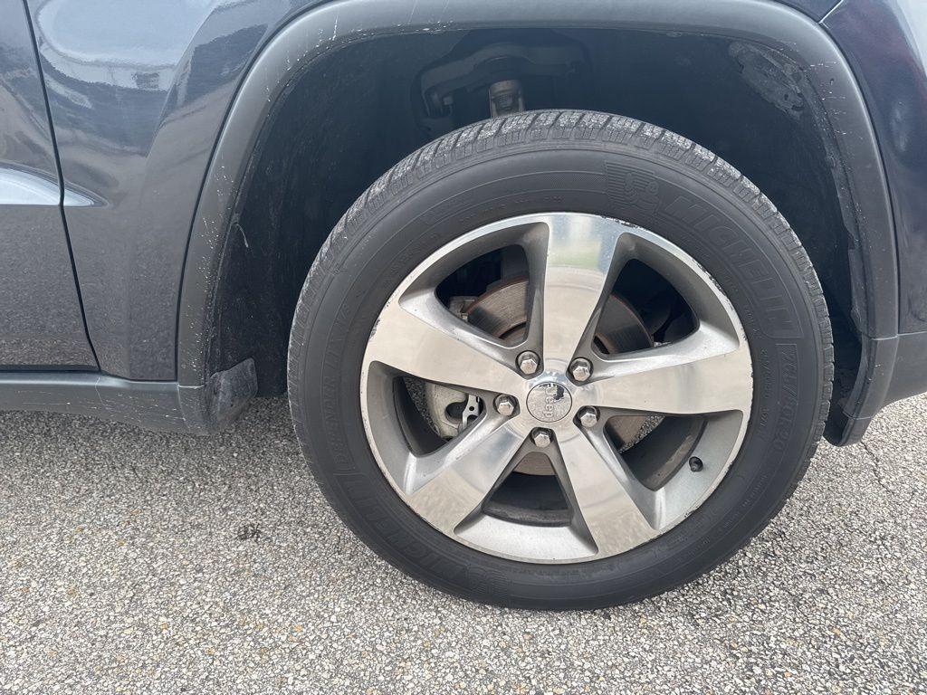 used 2016 Jeep Grand Cherokee car, priced at $10,991