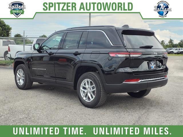 new 2025 Jeep Grand Cherokee car, priced at $35,425