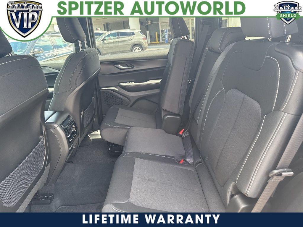 new 2025 Jeep Grand Cherokee L car, priced at $35,995