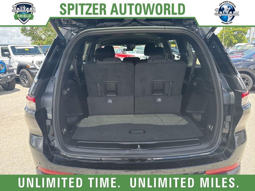 new 2025 Jeep Grand Cherokee L car, priced at $36,995
