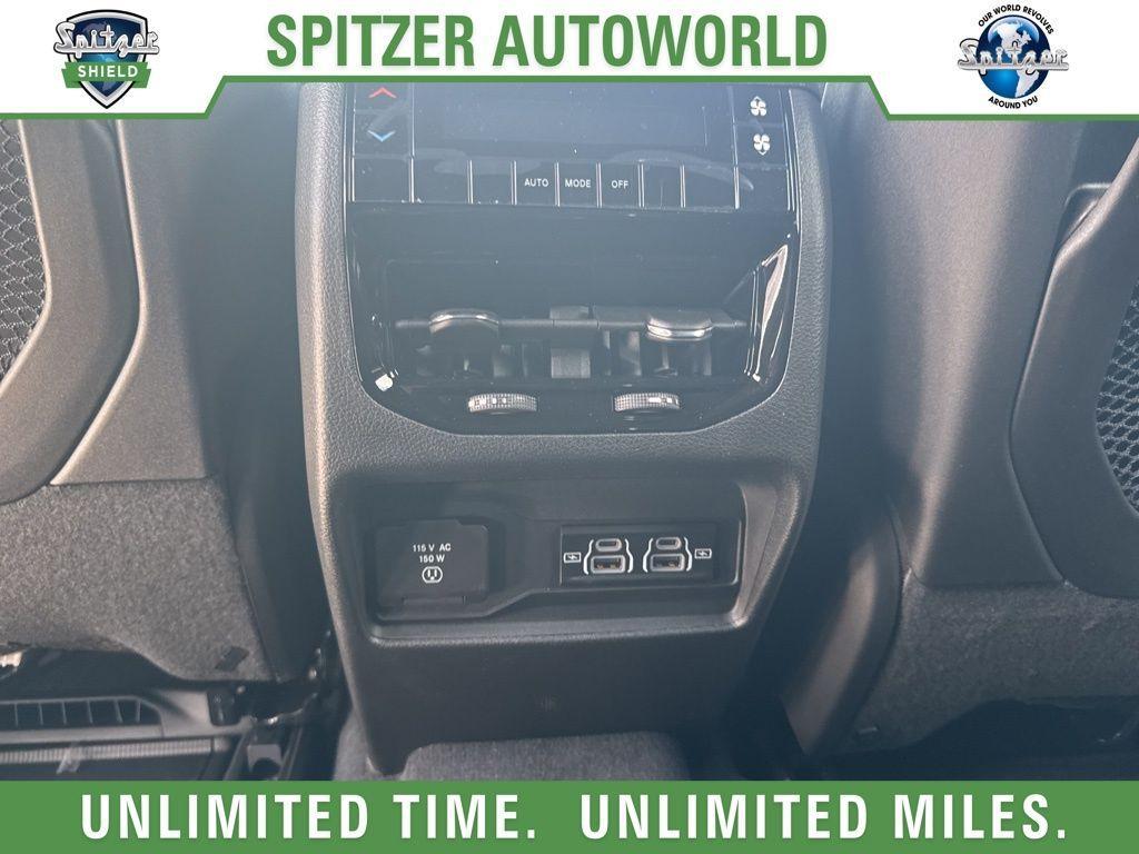new 2025 Jeep Grand Cherokee L car, priced at $36,995