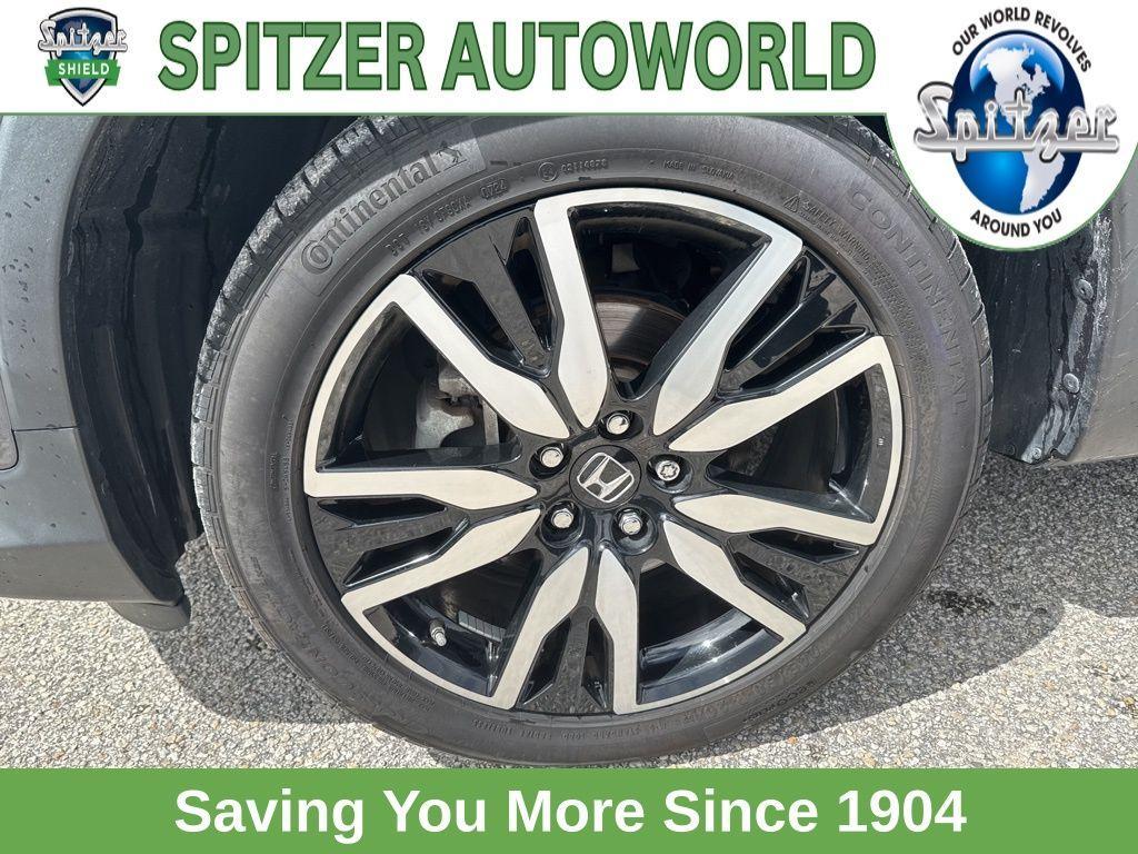 used 2021 Honda Pilot car, priced at $29,379